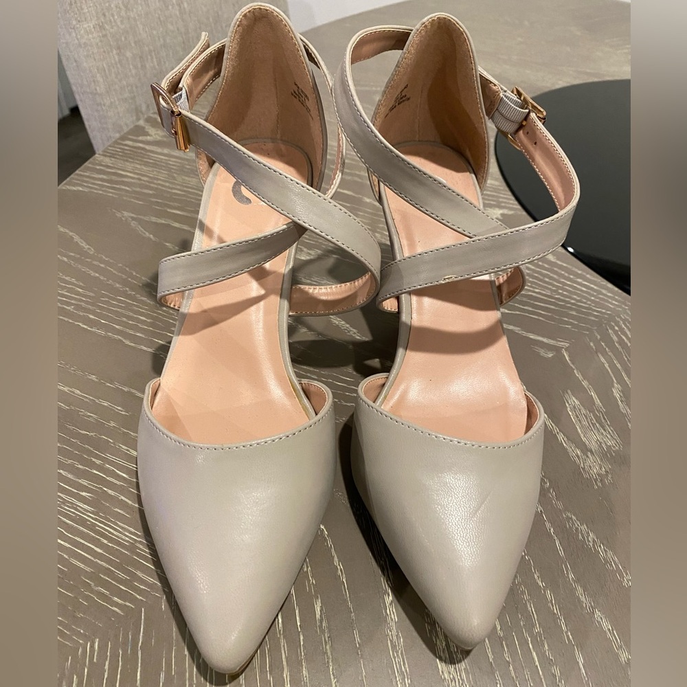Women’s leather cross strap heels